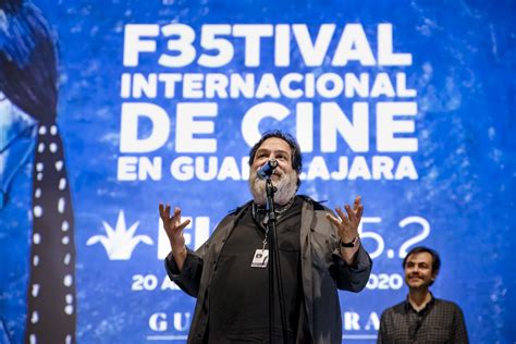  Le Festival Internacional de Cine en Guadalajara: Une Ode à la Découverte du Cinéma Mexicain Moderne et à l'Impact d'un Nuevo Talent